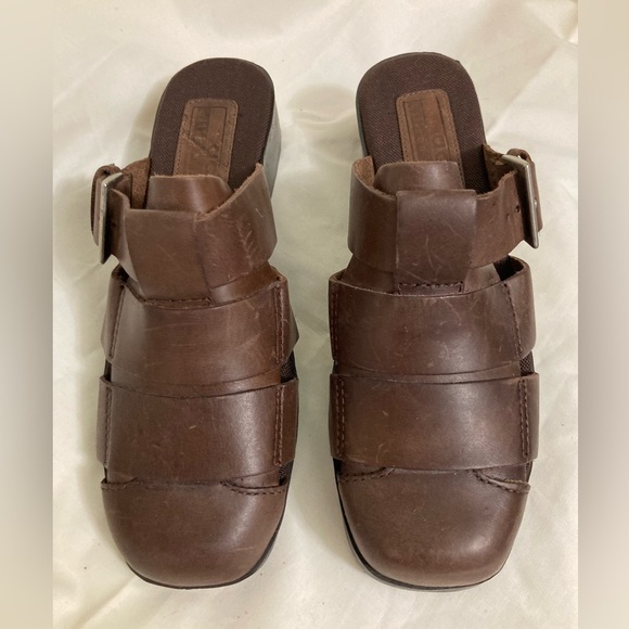 ALLISON CHASE Chucky Leather Mules NWOT - Picture 2 of 6